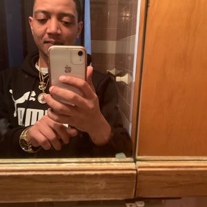 Meet your Posher, Robert